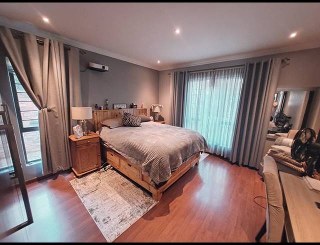 2 BEDROOM TOWNHOUSE FOR SALE IN PRIMROSE